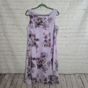 Studio I Lavender Floral Midi Dress